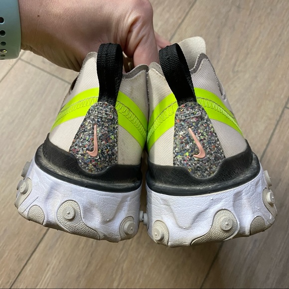 NIKE light soft pink React Element 55 PRM running shoes 8 - Picture 7 of 16
